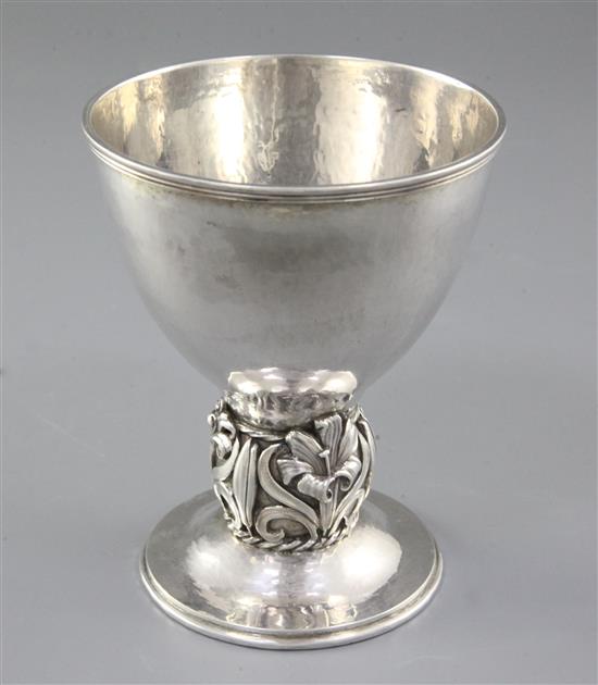 A good 1930s Arts & Crafts planished silver goblet, by Omar Ramsden, Height 115mm Weight 7.3oz/230grms